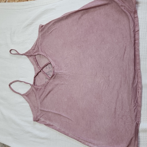 Tank top - Picture 2 of 2